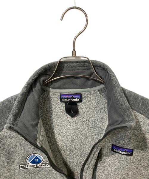 Patagonia（パタゴニア）Patagonia (パタゴニア) 刺繍入りベターセーター グレー サイズ:Mの古着・服飾アイテム