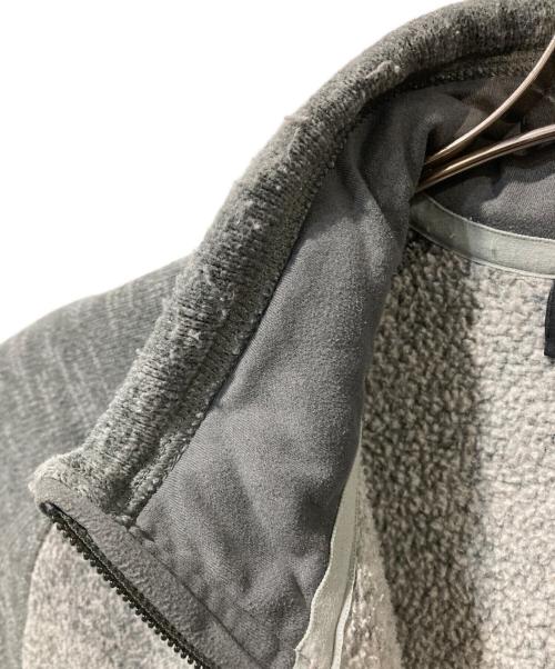 Patagonia（パタゴニア）Patagonia (パタゴニア) 刺繍入りベターセーター グレー サイズ:Mの古着・服飾アイテム
