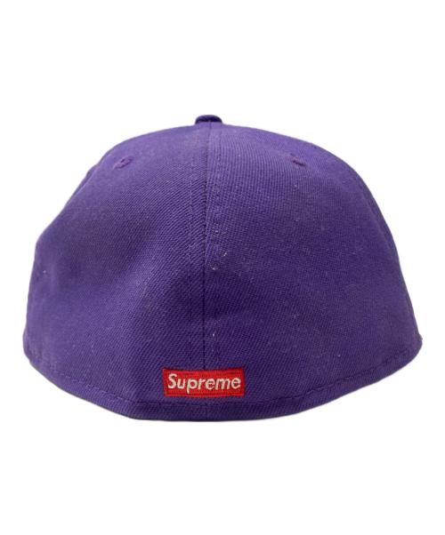 New Era（ニューエラ）New Era (ニューエラ) Supreme (シュプリーム) Handstyle ベースボールキャップ パープル サイズ:7　1/2の古着・服飾アイテム
