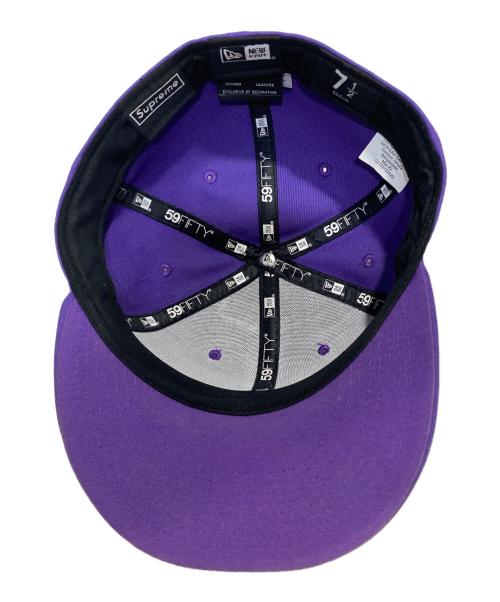 New Era（ニューエラ）New Era (ニューエラ) Supreme (シュプリーム) Handstyle ベースボールキャップ パープル サイズ:7　1/2の古着・服飾アイテム