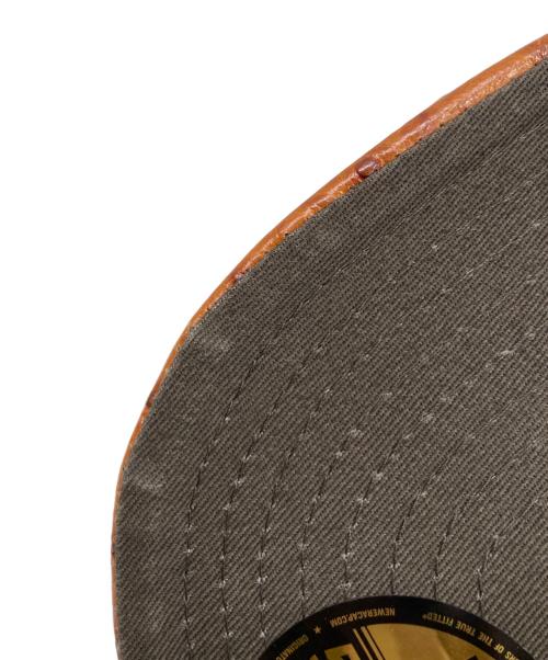 New Era（ニューエラ）New Era (ニューエラ) JEREMY SCOTT (ジェレミースコット) キャップ ブラウン サイズ:7 1/2の古着・服飾アイテム