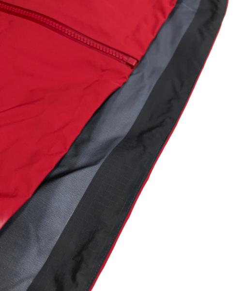 ARC'TERYX（アークテリクス）ARC'TERYX (アークテリクス) BETA AR JACKET/ベータ AR ジャケット レッド サイズ:Lの古着・服飾アイテム