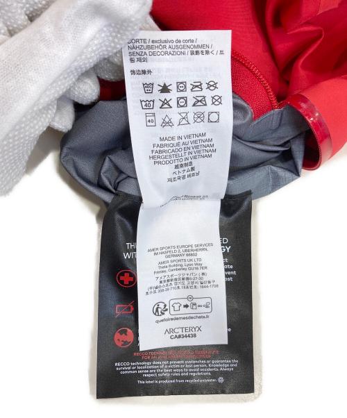 ARC'TERYX（アークテリクス）ARC'TERYX (アークテリクス) BETA AR JACKET/ベータ AR ジャケット レッド サイズ:Lの古着・服飾アイテム
