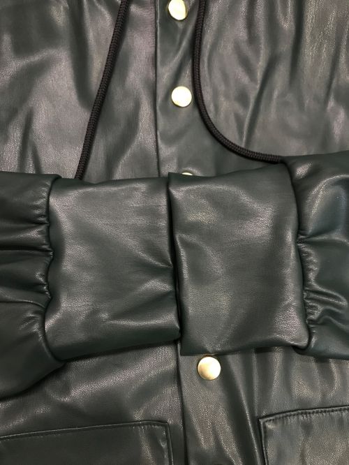 CULLNI（クルニ）CULLNI (クルニ) Faux Leather Dot Button Hoodie Blouson グリーン サイズ:Lの古着・服飾アイテム