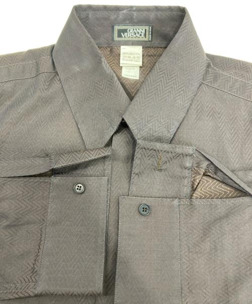 GIANNI VERSACE（ジャンニ・ヴェルサーチ）GIANNI VERSACE (ジャンニ・ヴェルサーチ) シャツ ブラウン サイズ:52の古着・服飾アイテム