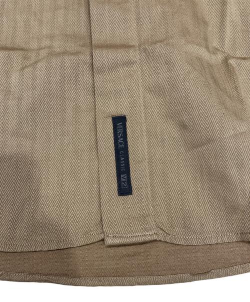 VERSACE CLASSIC（ヴェルサーチクラシック）VERSACE CLASSIC (ヴェルサーチクラシック) ボタンダウンシャツ ブラウン サイズ:42の古着・服飾アイテム