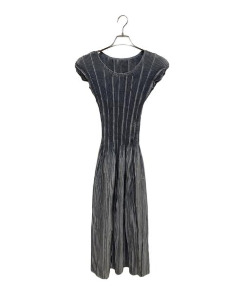 SPECCHIO（スペッチオ）SPECCHIO (スペッチオ) プリーツノースリーブワンピース グレー サイズ:40の古着・服飾アイテム