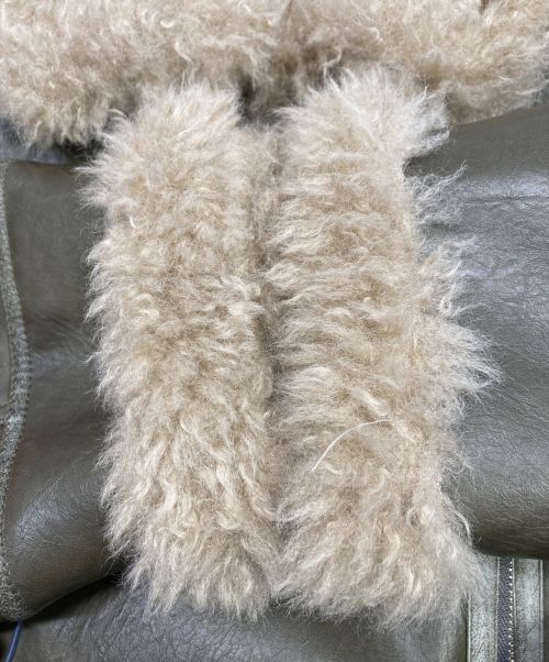 MURUA（ムルーア）MURUA (ムルーア) ヴィンテージライクショートフェイクムートン ジャケット カーキ サイズ:Fの古着・服飾アイテム