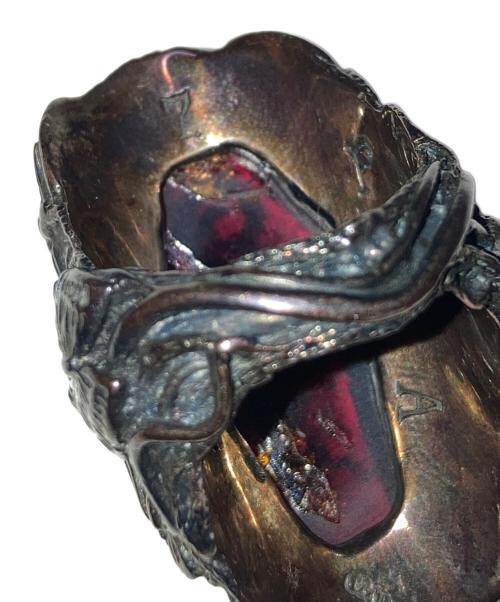 LYLYERLANDSSON（リリーエルランドソ）LYLYERLANDSSON (リリーエルランドソ) リング レッド サイズ:13号の古着・服飾アイテム