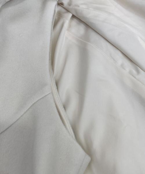 ROYAL PARTY（ロイヤルパーティ）ROYAL PARTY (ロイヤルパーティ) ケープ アイボリー サイズ:FREE 未使用品の古着・服飾アイテム