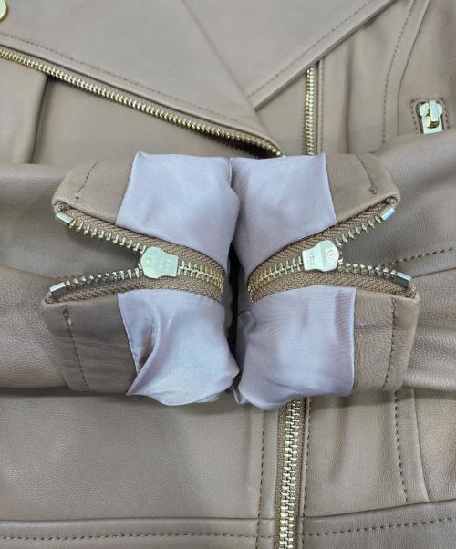 GRACE CONTINENTAL（（グレースコンチネンタル）GRACE CONTINENTAL (（グレースコンチネンタル) ラムレザーライダースジャケット ベージュ サイズ:36の古着・服飾アイテム