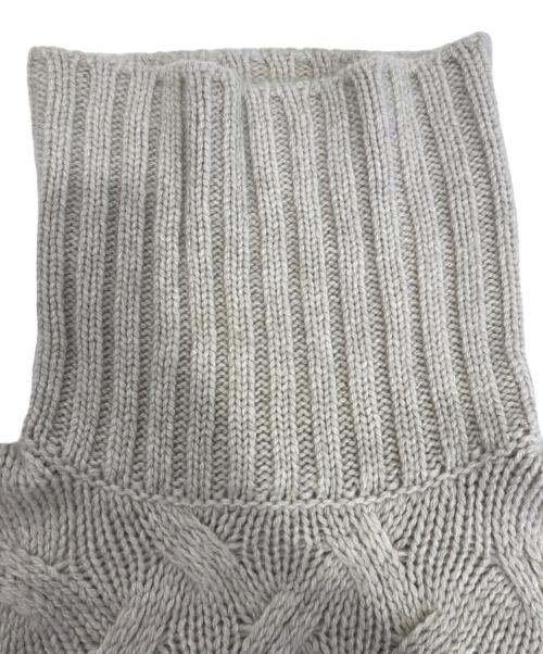 LORO PIANA（ロロピアーナ）LORO PIANA (ロロピアーナ) カシミヤタートルネックニット アイボリー サイズ:42の古着・服飾アイテム