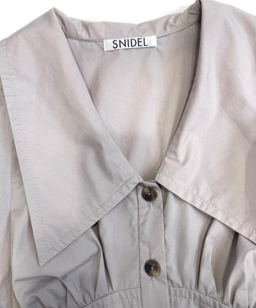 Snidel（スナイデル）Snidel (スナイデル) コルセットデザインシャツワンピース ベージュの古着・服飾アイテム