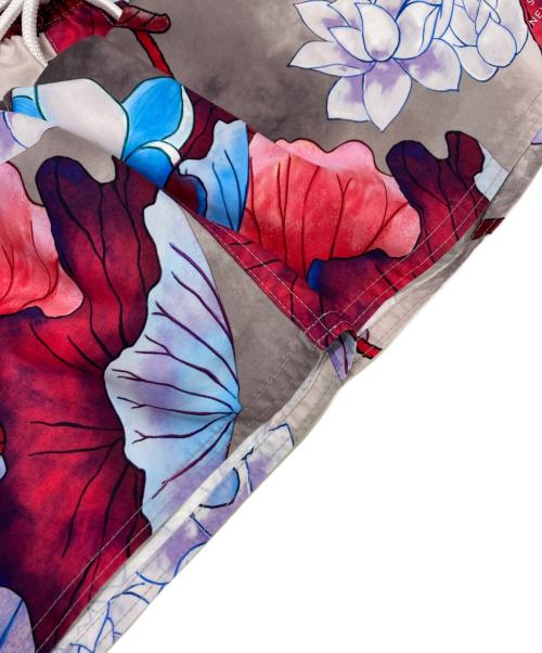 Saturdays NYC（サタデーズ ニューヨーク）Saturdays NYC (サタデーズ ニューヨーク) Timothy Vivid Lotus Swim Short ベージュ×レッド サイズ:Mの古着・服飾アイテム