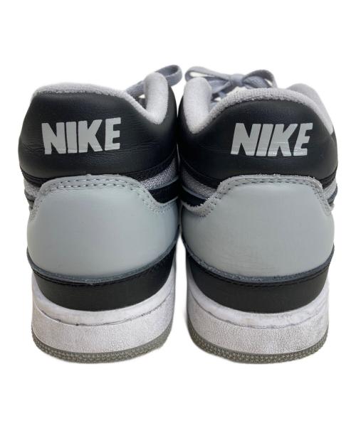NIKE（ナイキ）NIKE (ナイキ) スニーカー グレー サイズ:26.5cmの古着・服飾アイテム