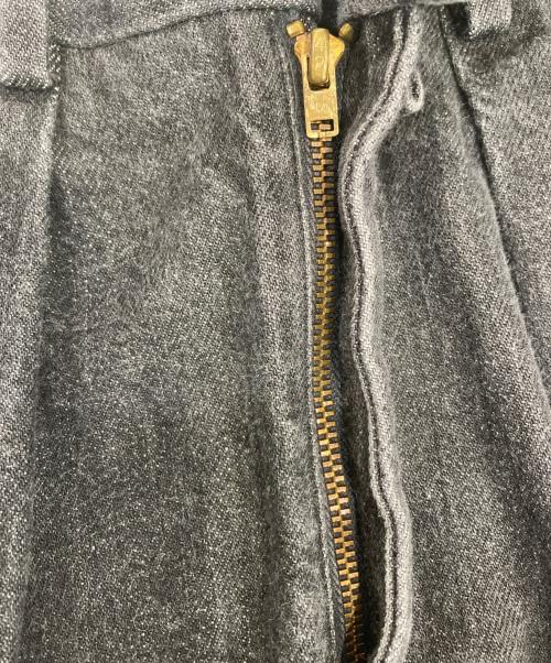 NEAT（ニート）NEAT (ニート) 2タックデニムパンツ ブラック サイズ:42の古着・服飾アイテム