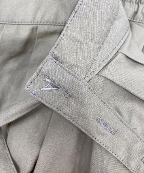 porter des boutons（ポルテデブトン）porter des boutons (ポルテデブトン) パンツ ベージュ サイズ:無しの古着・服飾アイテム