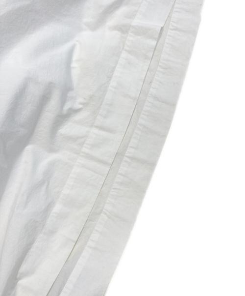 ne quittez pas（ヌキテパ）ne quittez pas (ヌキテパ) 6(ROKU) BEAUTY&YOUTH (ロク ビューティーアンドユース) ワンピース ホワイト サイズ:記載なしの古着・服飾アイテム