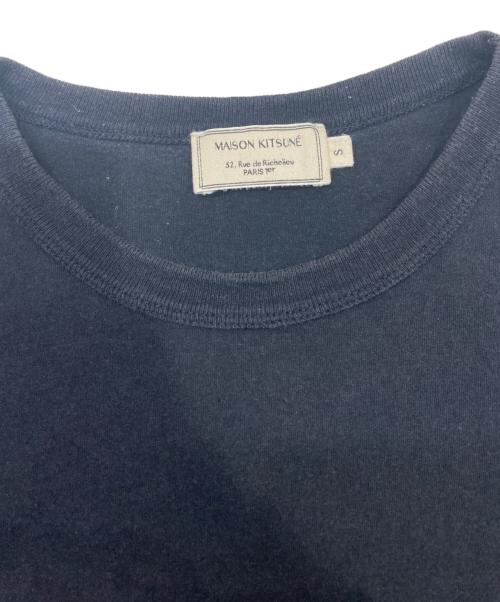 maison kitsune（メゾンキツネ）MAISON KITSUNE (メゾンキツネ) Tシャツ ブラック サイズ:Sの古着・服飾アイテム
