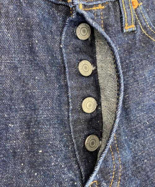LEVI'S（リーバイス）LEVI'S (リーバイス) デニムパンツ インディゴ サイズ:W32L32の古着・服飾アイテム