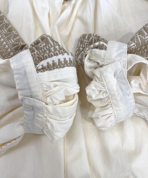 eternitedesoi-e（エテルニテドゥソワ）eternitedesoi-e (エテルニテドゥソワ) 刺繍ワンピース アイボリー サイズ:1の古着・服飾アイテム