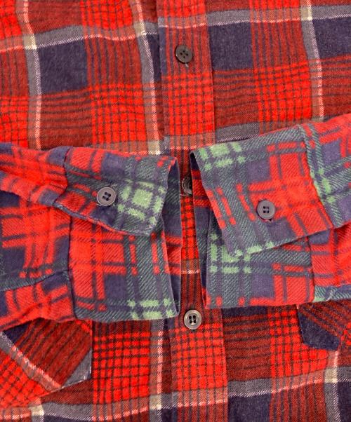 YSTRDY'S TMRRW（イエスタデイズトゥモロウ）YSTRDY'S TMRRW (イエスタデイズトゥモロウ) FLEA MARKET SHIRT レッド サイズ:FREEの古着・服飾アイテム