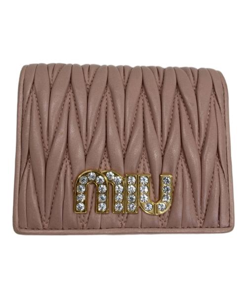 MIU MIU（ミュウミュウ）MIU MIU (ミュウミュウ) マテラッセレザー コンパクトウォレット ピンクの古着・服飾アイテム
