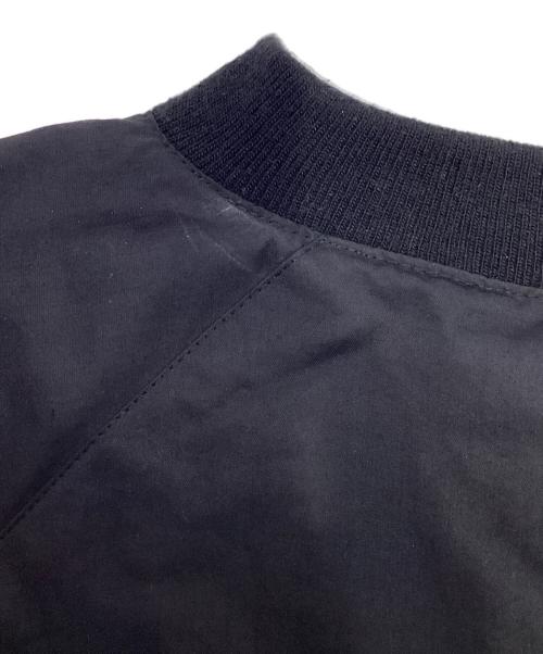 TAION（タイオン）TAION (タイオン) リバーシブルダウンプルオーバーパーカー ブラック サイズ:L(ASIA)・Ⅿ(USA/EU)の古着・服飾アイテム