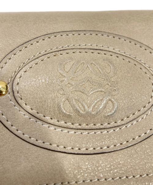 LOEWE（ロエベ）LOEWE (ロエベ) 財布 ベージュの古着・服飾アイテム