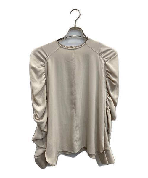 Mila Owen（ミラオーウェン）Mila Owen (ミラオーウェン) ショルダーギャザーデザインブラウス ベージュの古着・服飾アイテム