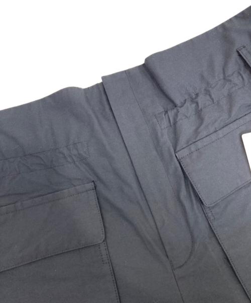 ESSEN .LAUTREAMONT（エッセン.ロートレアモン）ESSEN .LAUTREAMONT (エッセン.ロートレアモン) ハーフパンツ ブラック サイズ:38 未使用品の古着・服飾アイテム