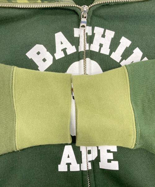 A BATHING APE（ア ベイシング エイプ）A BATHING APE (ア ベイシング エイプ) COLOR CAMO RELAXED FIT FULL ZIP HOODIE グリーン サイズ:Lの古着・服飾アイテム