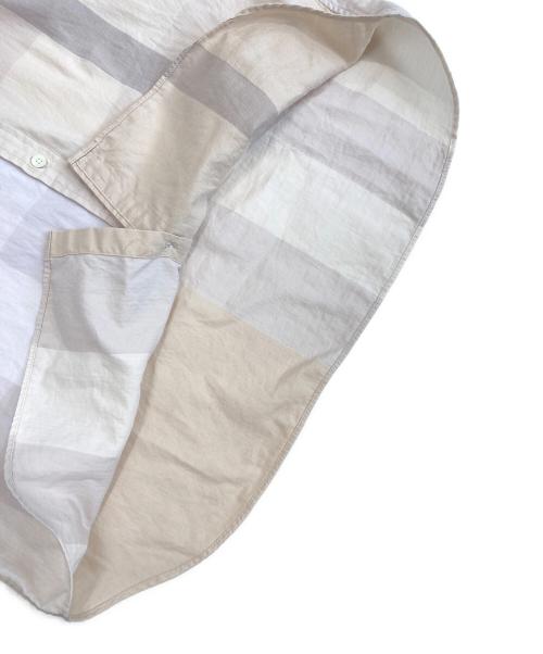BURBERRY LONDON（バーバリーロンドン）BURBERRY LONDON (バーバリーロンドン) シャツ ベージュ サイズ:Lの古着・服飾アイテム