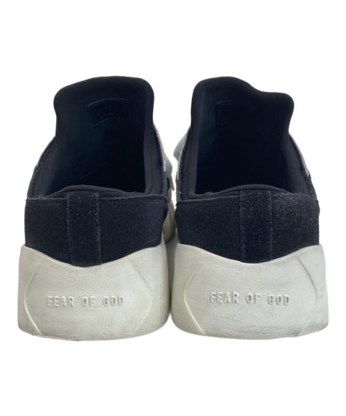 FOG ESSENTIALS（フィアオブゴッド エッセンシャル）FOG ESSENTIALS (フィアオブゴッド エッセンシャル) スニーカー ベージュ×ブラック サイズ:42の古着・服飾アイテム