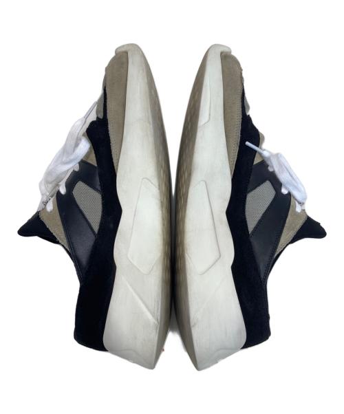 FOG ESSENTIALS（フィアオブゴッド エッセンシャル）FOG ESSENTIALS (フィアオブゴッド エッセンシャル) スニーカー ベージュ×ブラック サイズ:42の古着・服飾アイテム