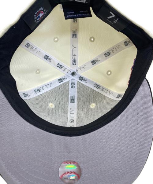 New Era（ニューエラ）New Era (ニューエラ) キャップ アイボリー サイズ:7 1/8の古着・服飾アイテム