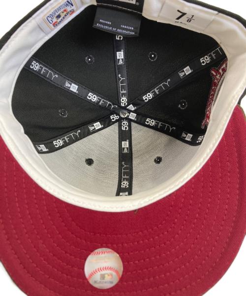 New Era（ニューエラ）New Era (ニューエラ) キャップ ブラック サイズ:7 1/8の古着・服飾アイテム