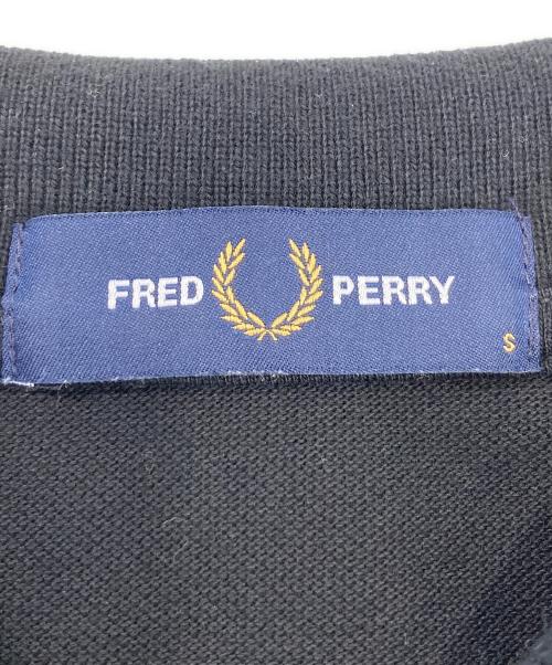 FRED PERRY（フレッドペリー）FRED PERRY (フレッドペリー) ポロシャツ ブラック サイズ:Sの古着・服飾アイテム