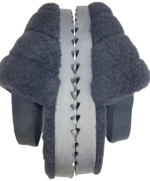 UGG（アグ）UGG (アグ) ムートンサンダル ブラック サイズ:25㎝の古着・服飾アイテム