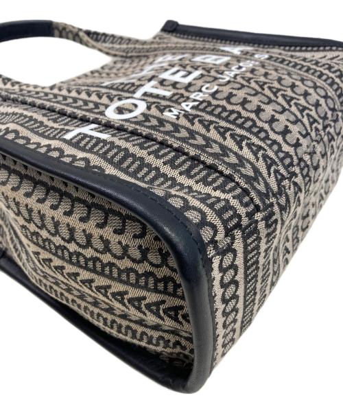 MARC JACOBS（マークジェイコブズ）MARC JACOBS (マークジェイコブス) ザモノグラムトートバッグスモール ベージュの古着・服飾アイテム