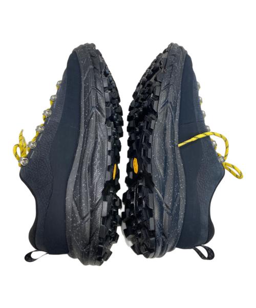 HOKAONEONE（ホカオネオネ）HOKAONEONE (ホカオネオネ) スニーカー ブラック サイズ:JPN(27)UK（8.5）の古着・服飾アイテム