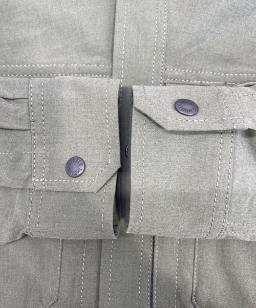 THE NORTH FACE（ザ ノース フェイス）THE NORTH FACE (ザ ノース フェイス) シャツ カーキ サイズ:Sの古着・服飾アイテム