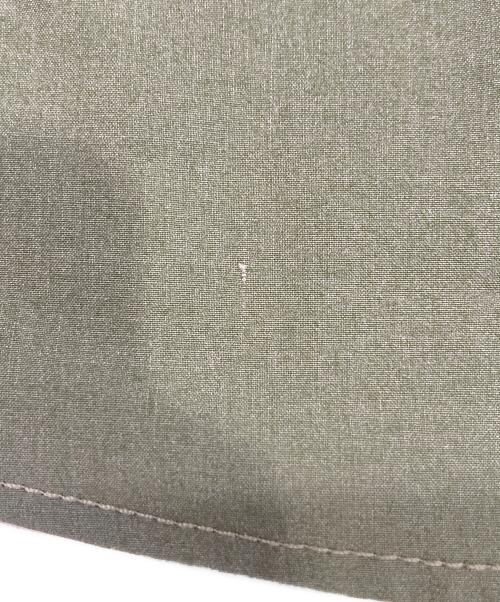 THE NORTH FACE（ザ ノース フェイス）THE NORTH FACE (ザ ノース フェイス) シャツ カーキ サイズ:Sの古着・服飾アイテム