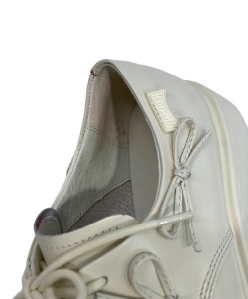 CAMPER（カンペール）CAMPER (カンペール) ディーン フラットシューズ レディース アイボリー サイズ:37の古着・服飾アイテム