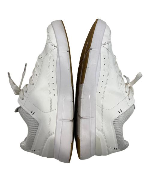 on（オン）on (オン) THE ROGER Centre Court ホワイト サイズ:28.5cmの古着・服飾アイテム