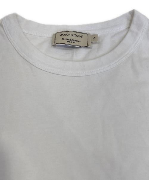maison kitsune（メゾンキツネ）MAISON KITSUNE (メゾンキツネ) Tシャツ ホワイト サイズ:Sの古着・服飾アイテム