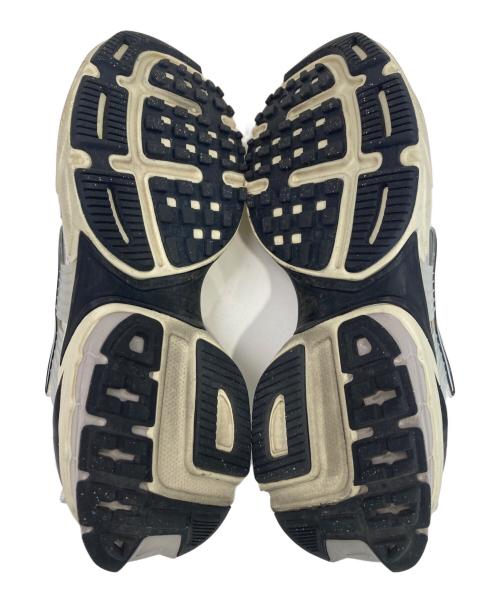 NIKE（ナイキ）NIKE (ナイキ) V2K Run Shoes グレー サイズ:27.5㎝の古着・服飾アイテム