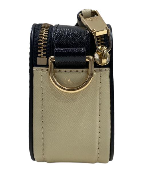 MARC JACOBS（マークジェイコブズ）MARC JACOBS (マークジェイコブス) スナップショット ショルダー バッグ ベージュの古着・服飾アイテム