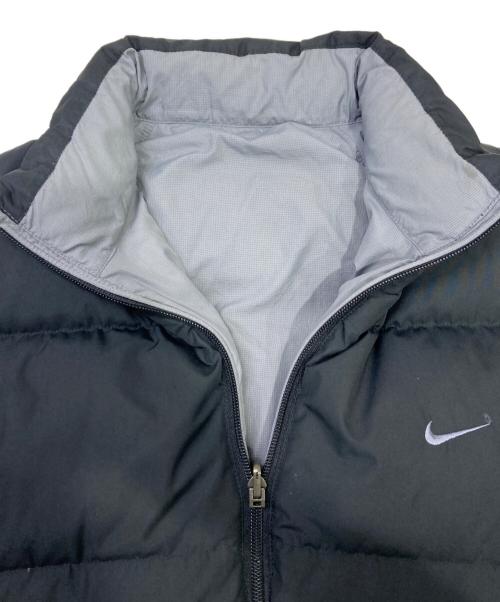 NIKE（ナイキ）NIKE (ナイキ) リバーシブルダウンジャケット ブラック×グレー サイズ:Ｌの古着・服飾アイテム