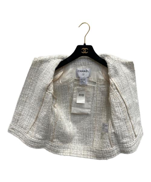 CHANEL（シャネル）CHANEL (シャネル) ココマークボタン ツイードベスト/ミニスカート セットアップ ホワイト サイズ:38の古着・服飾アイテム